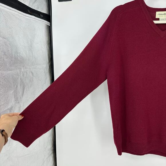 Vintage Eddie Bauer Mens M Wool Sweater V-neck Red Made in Australia Preppy - Picture 3 of 7